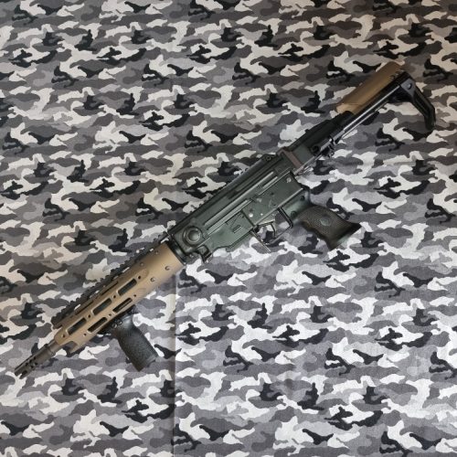 Gewehr SIG Mod. Stgw57 UltraCompact FDE, Kal. GP11 (7.5x55)