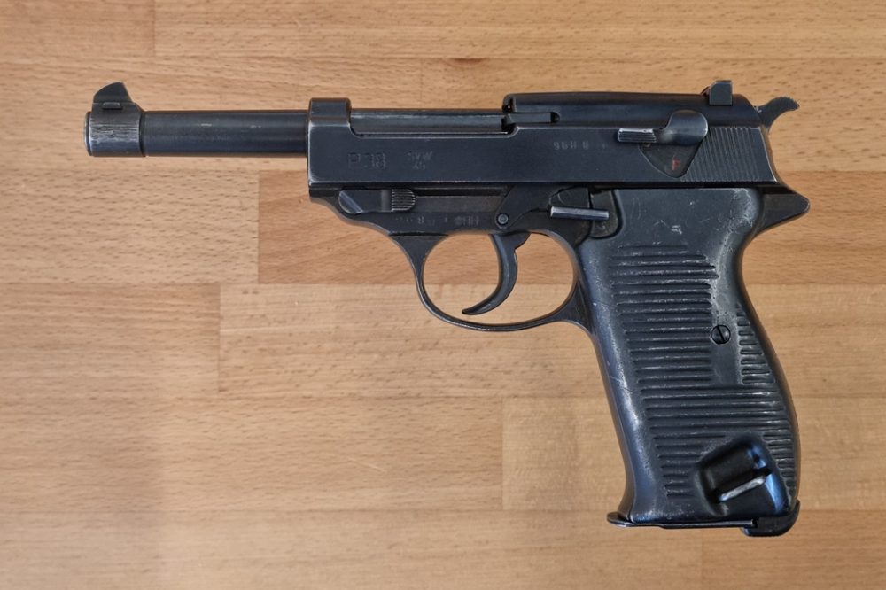 Pistole Mauser Mod. P.38 SVW 45, Kal. 9mmP, Nr. 9680 I